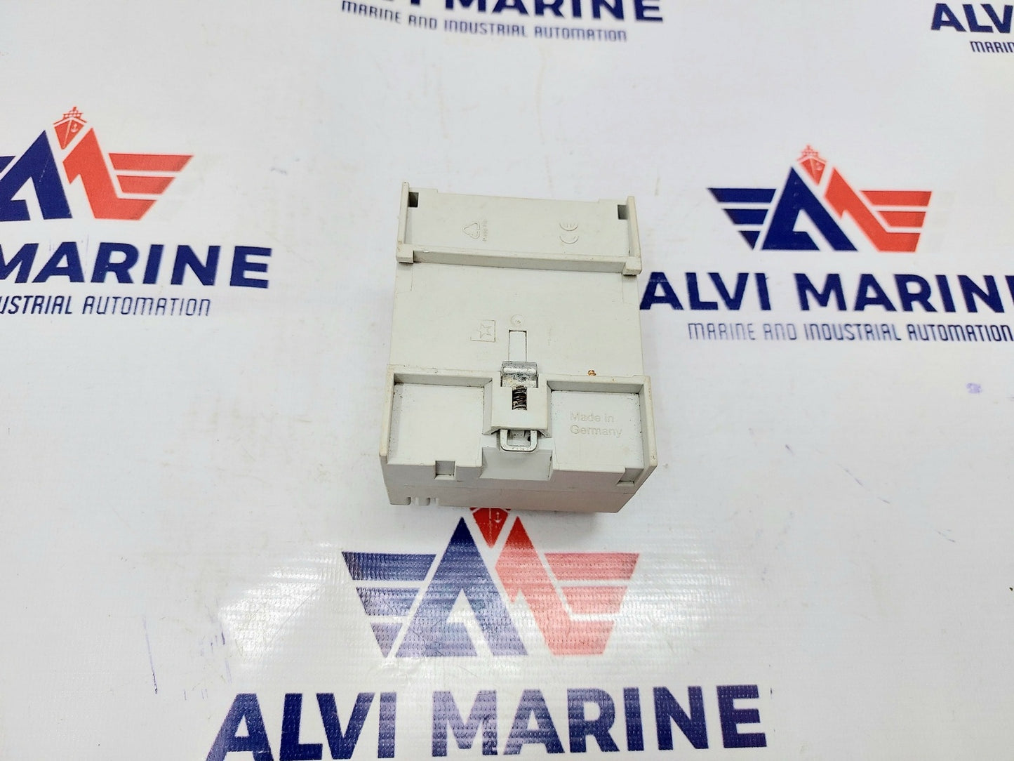 ABB SAS 4.10.1 SWITCH ACTUATOR 2CDG 110 040 R0011 (4)