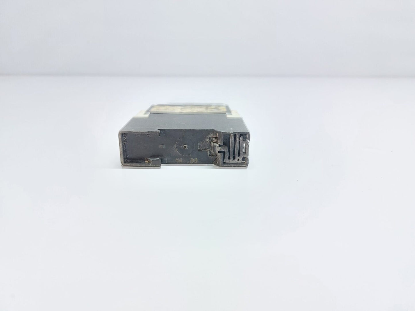 MOELLER EMR4-AWN280-1-F MULTIFUNCTION RELAY (7)