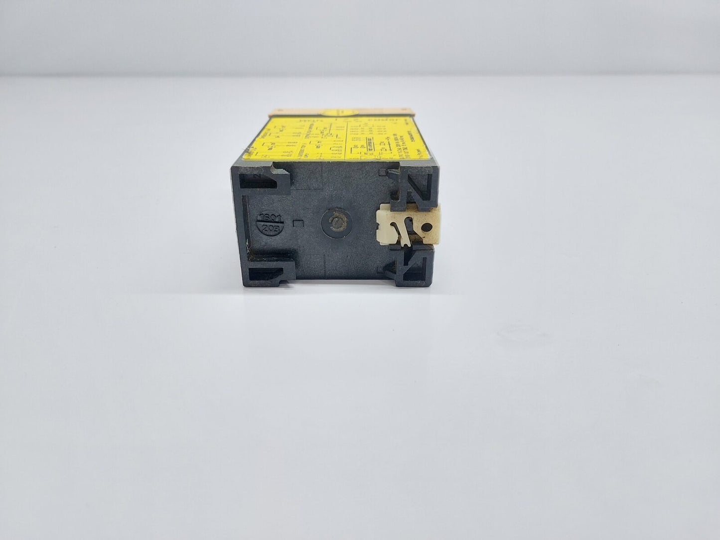 JOKAB SAFETY JSBR3 SAFETY RELAY (7)