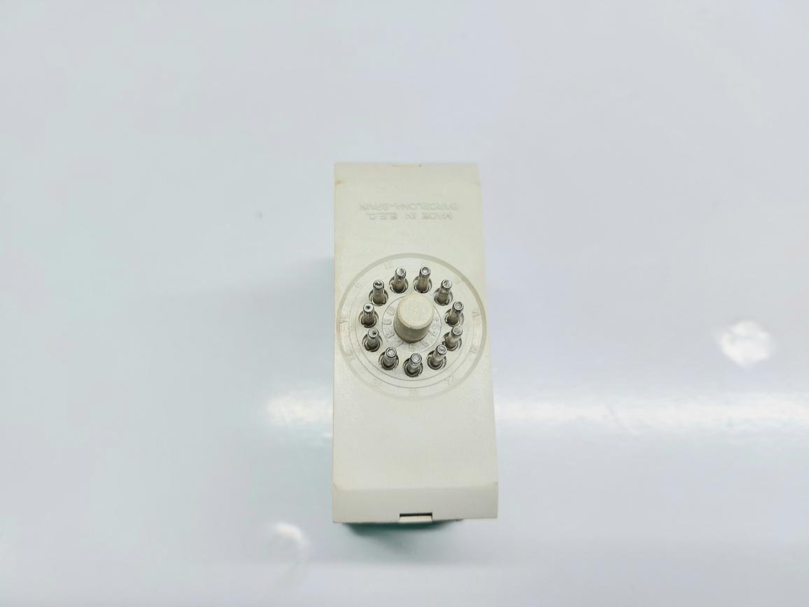 ELTECO PAAA 230 5A VOLTAGE CONTROL RELAY