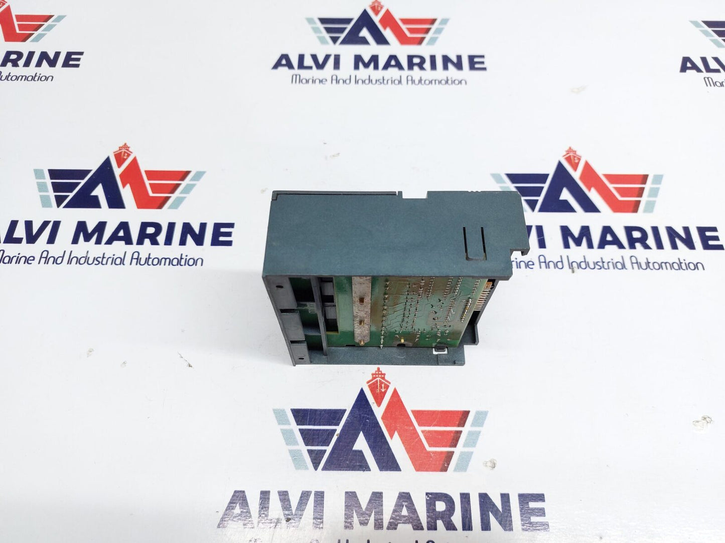 IDEC PFJ-T081U RELAY OUTPUT UNIT
