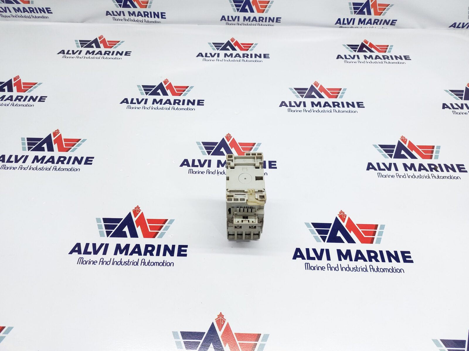 ALLEN-BRADLEY 100-C1610 B CONTACTOR SERIES B (5)