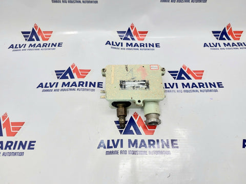 SAGINOMIYA SNS-C130WQ PRESSURE SWITCH 0.5 ~ 3 MPA (2)