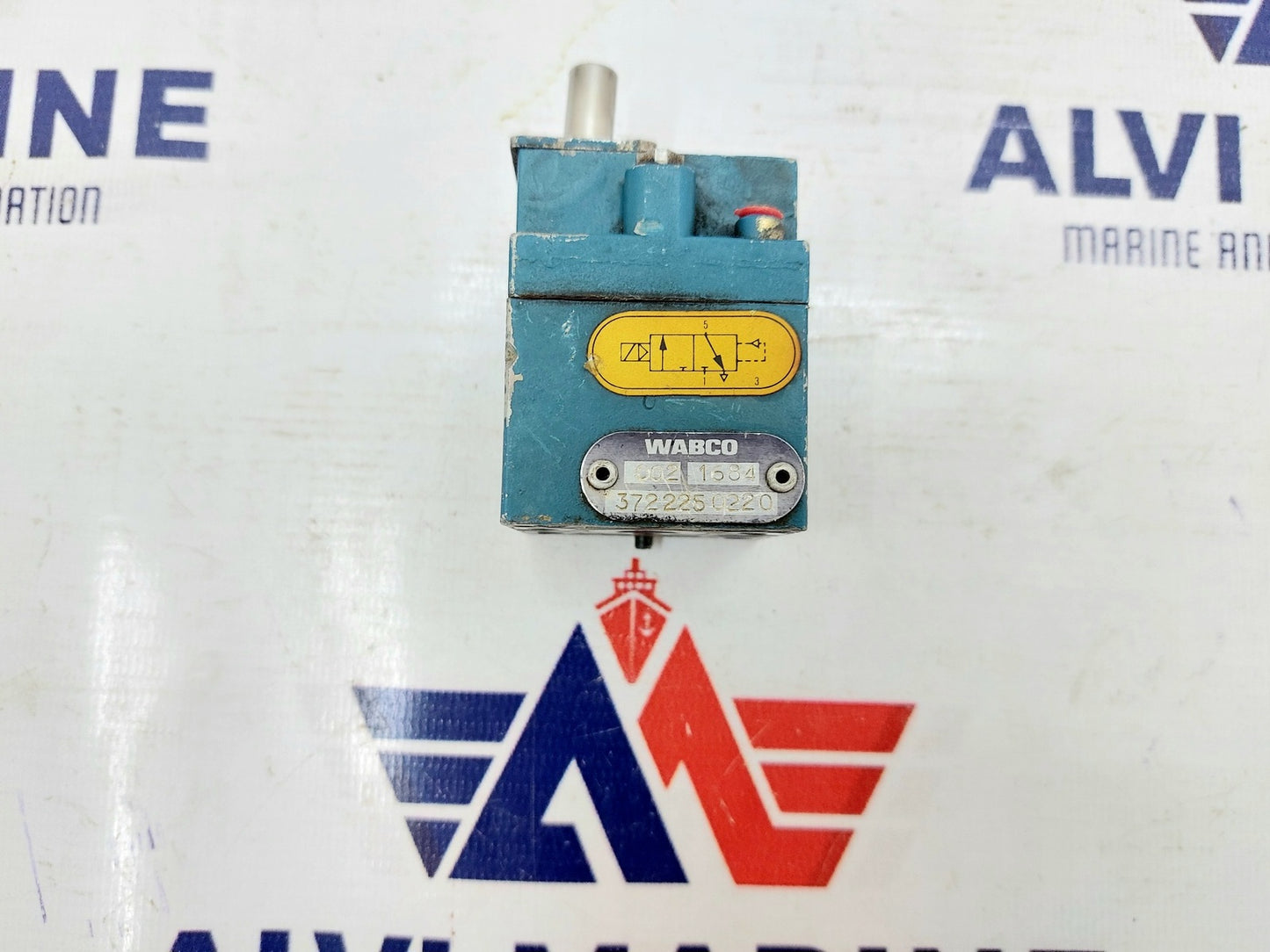 WABCO 3722250220 DIRECTIONAL VALVE 002 1684 (2)