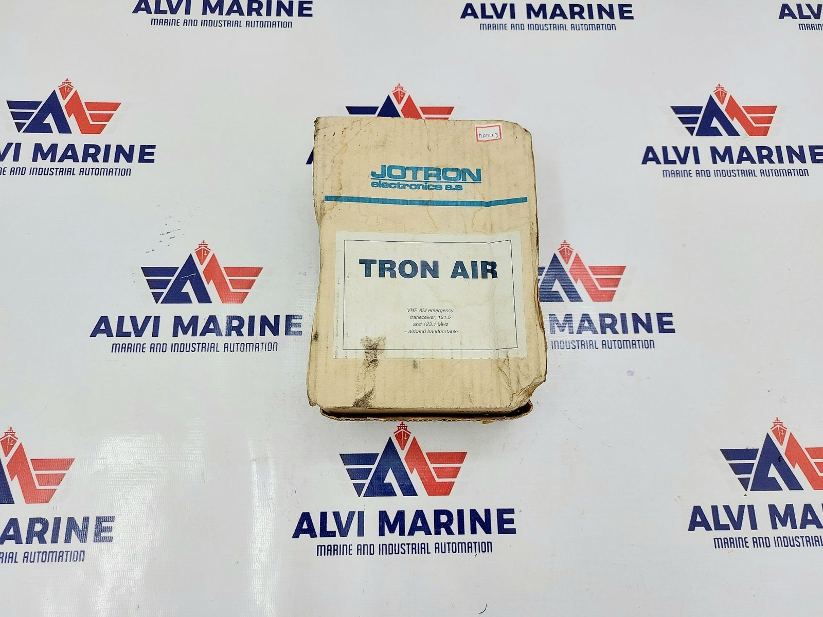JOTRON TRON AIR VHF AM AIRBAND EMERGENCY TRANSCEIVER 121.5 AND 123.1 MHZ (1)