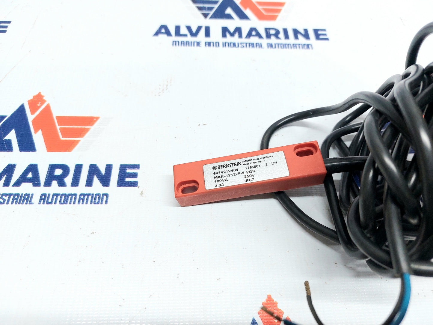 BERNSTEIN MAK-1212-F-5-VDR MAGNETIC SWITCH (2)