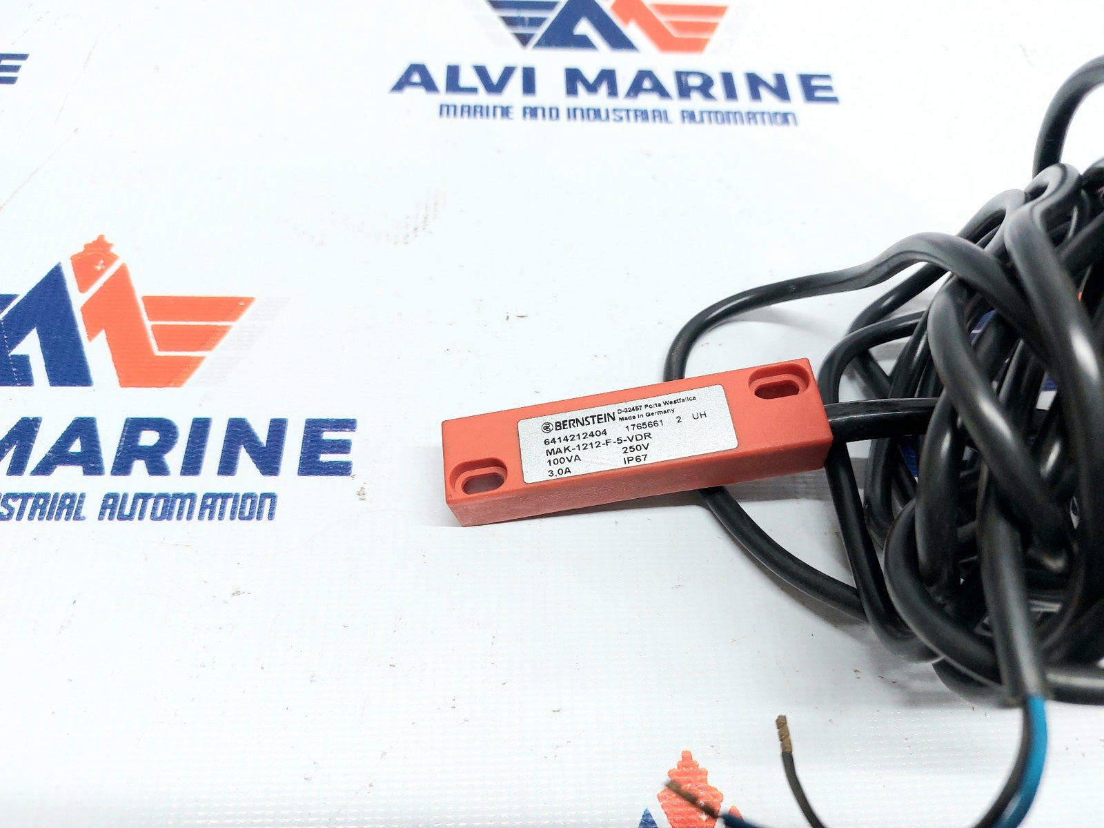 BERNSTEIN MAK-1212-F-5-VDR MAGNETIC SWITCH (2)