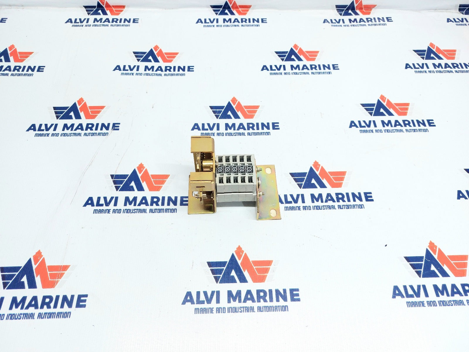 881.01.01.003-6S AUX CONTACT FOR LIMIT CONTACTOR ISOLATION 03-0920