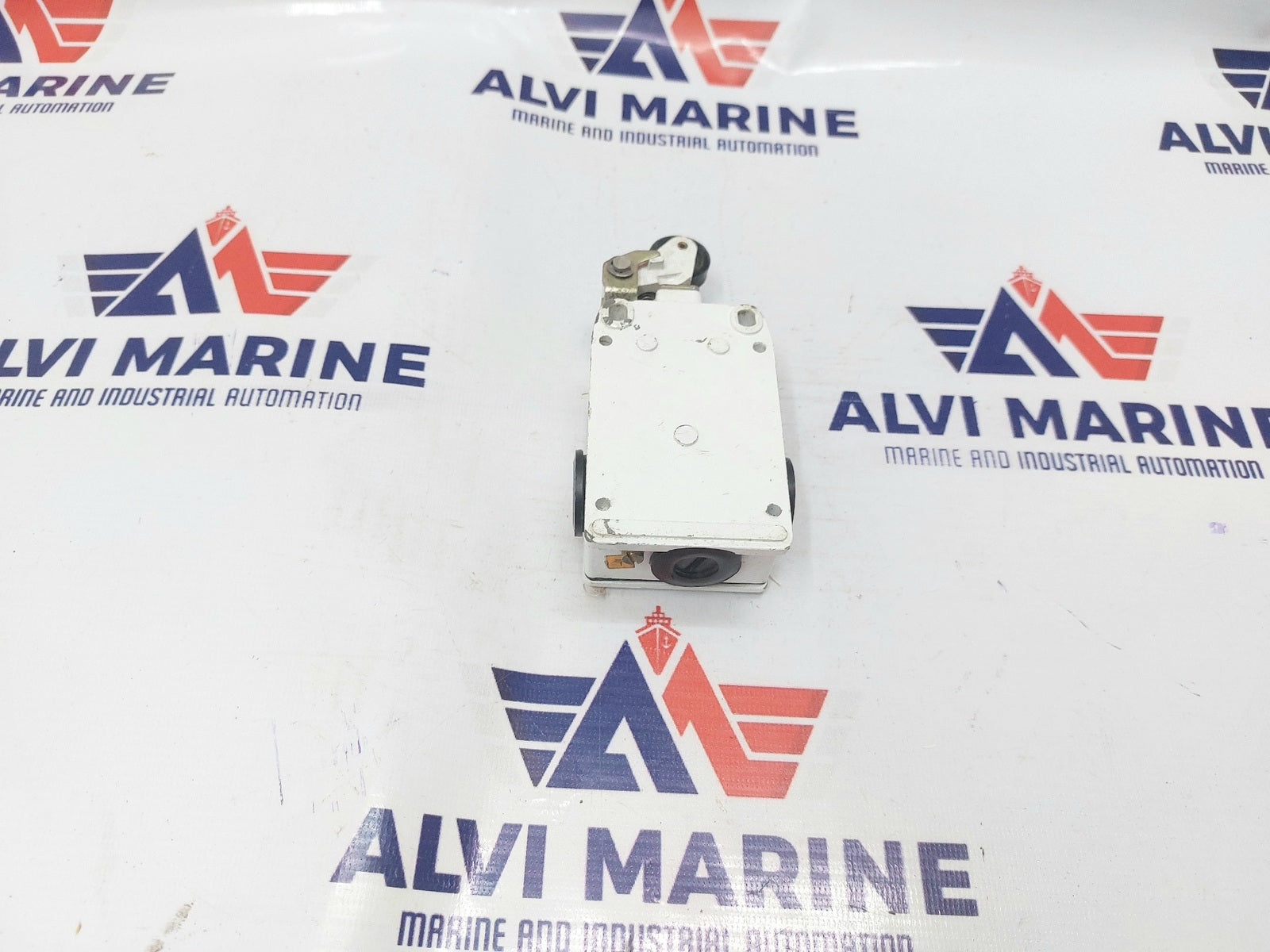 VAISHNO LS-100-0 OIL TIGHT LIMIT SWITCH