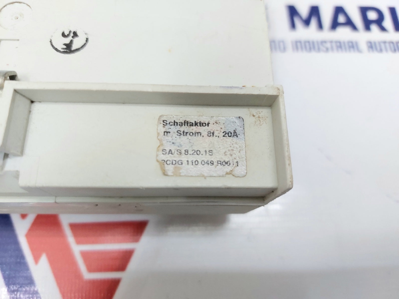 ABB SAS 8.20.1S SWITCH ACTUATOR 2CDG 110 049 R0011 (5)