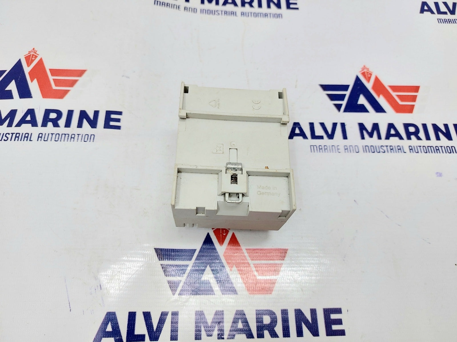 ABB SAS 4.10.1 SWITCH ACTUATOR 2CDG 110 040 R0011 (4)