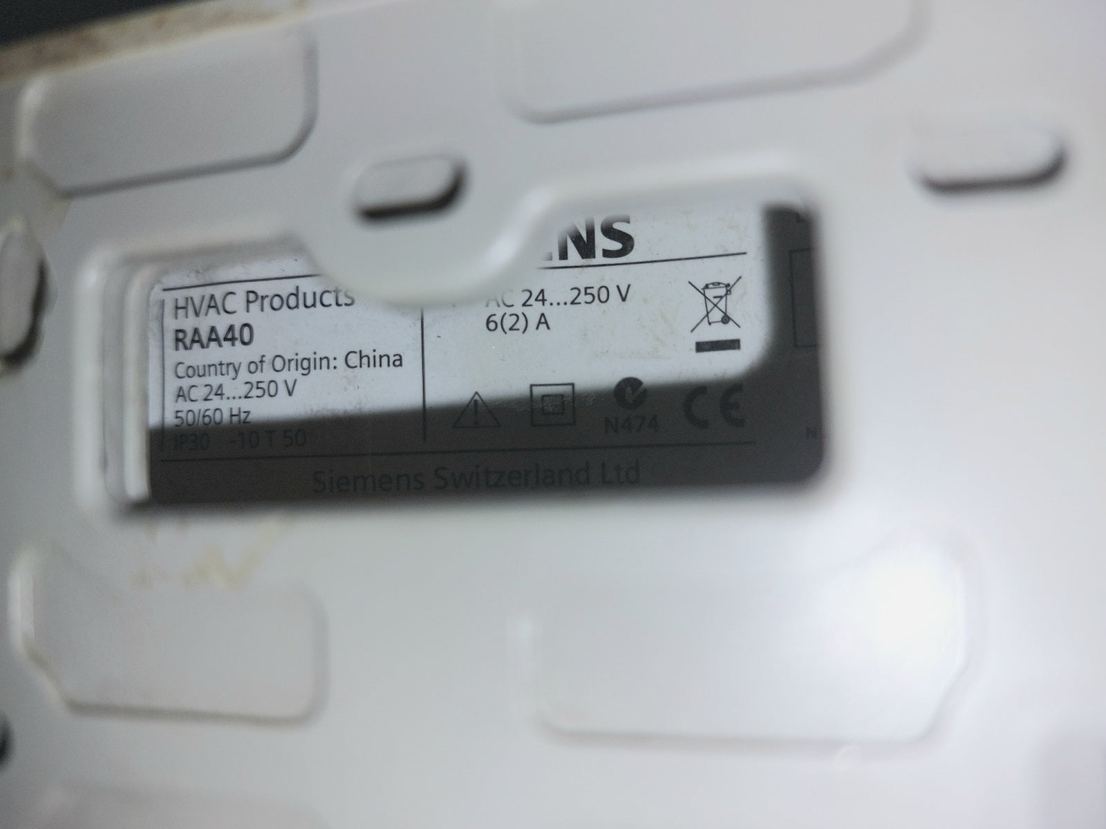 SIEMENS RAA40 ROOM THERMOSTAT (4)