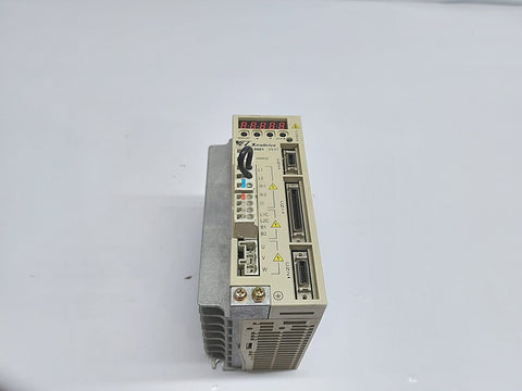 YASKAWA XTRADRIVE XD-04-MN01 AC SERVO DRIVE