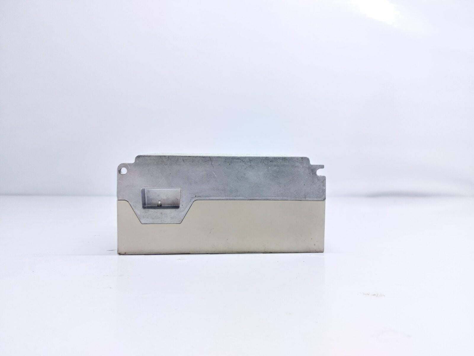 YASKAWA XTRADRIVE XD-04-MN01 AC SERVO DRIVE