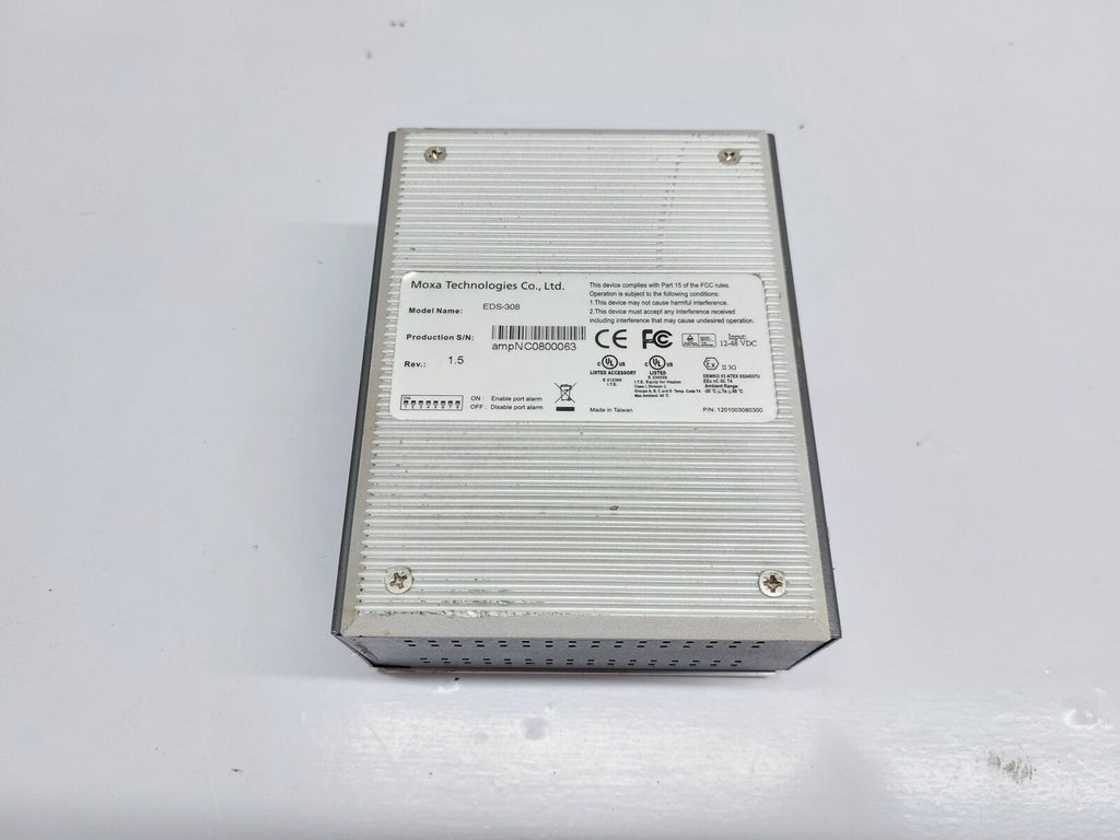 MOXA EDS-308 ETHERDEVICE SWITCH 1201003080300 REV 1 (3)