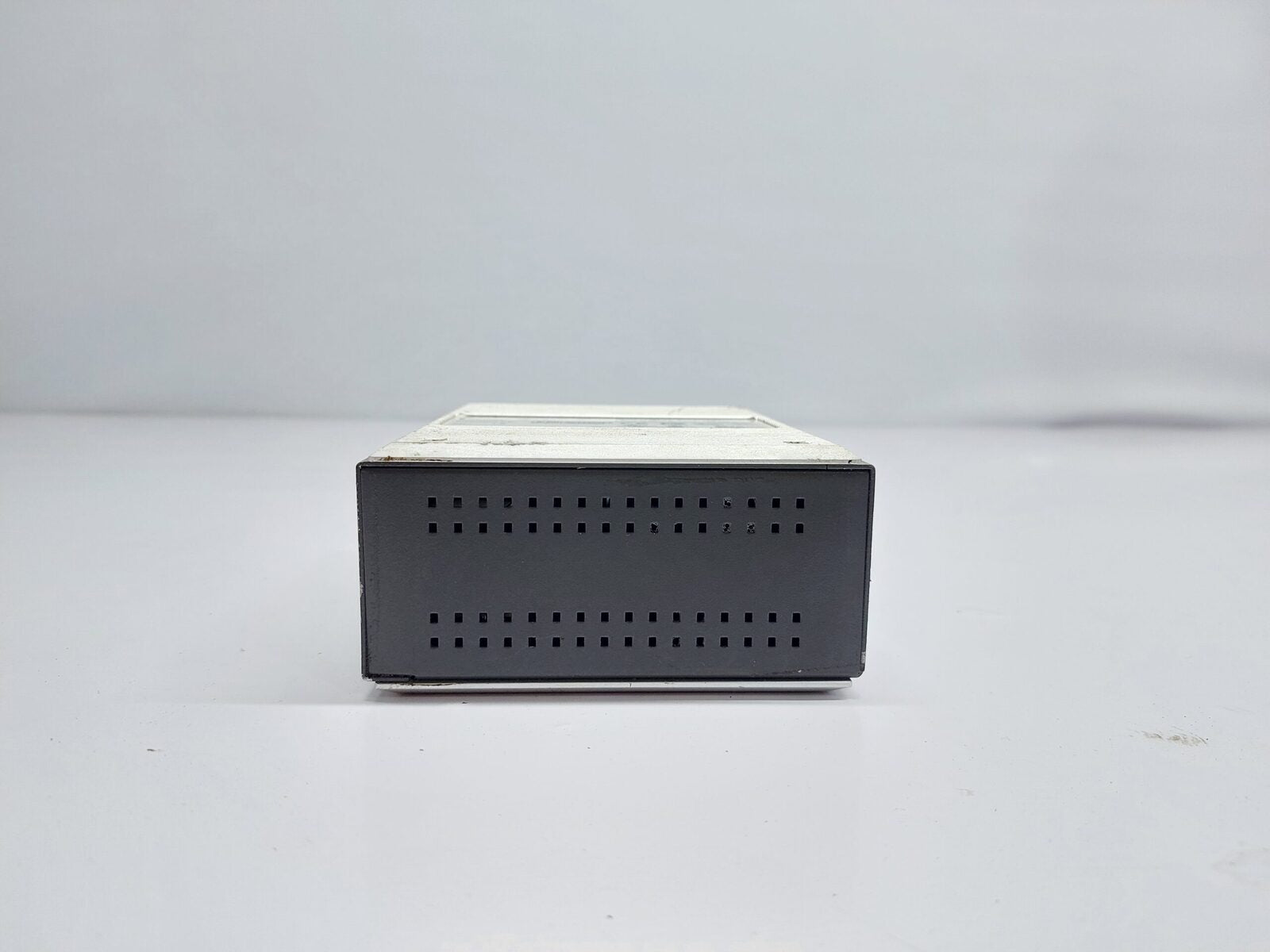 MOXA EDS-308 ETHERDEVICE SWITCH 1201003080300 REV 1 (4)