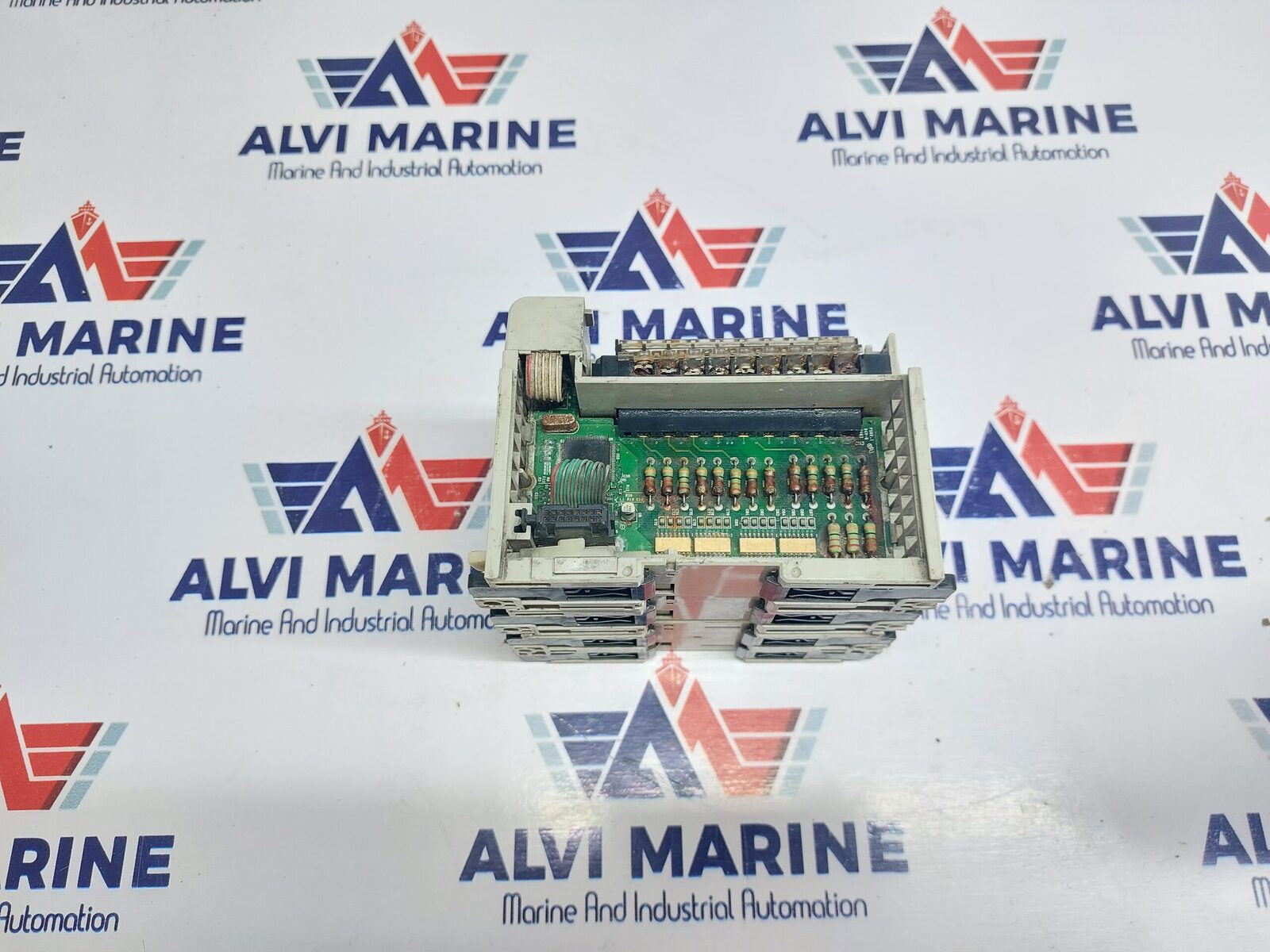 ALLEN-BRADLEY COMPACT IO 1769-OW16 SER A REV 1 RELAY OUTPUT MODULE (5)