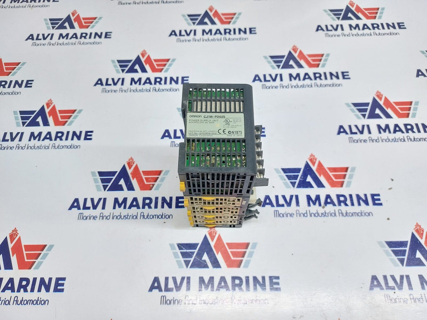 OMRON CPU11 PROGRAMMABLE CONTROLLER CJ1W-PD025 MD233 ID232 OD233 (3)