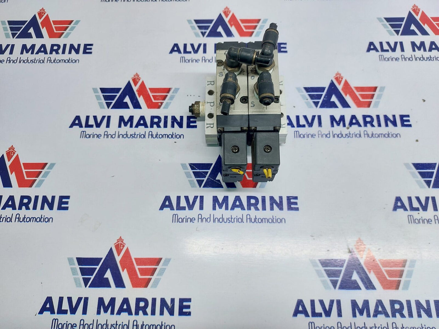 SMC VF5120-1E-03 PNEUMATIC AIR SOLENOID VALVE (1)