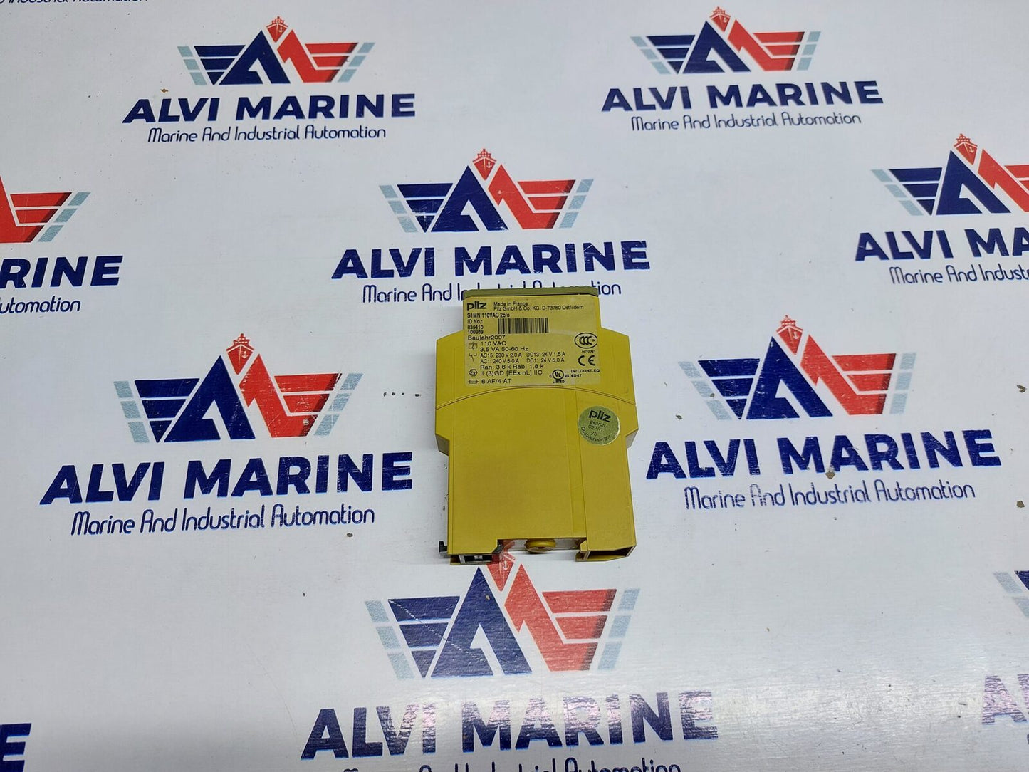 PILZ S1MN SAFTEY RELAY S1MN 110VAC 2CO 839410 (3)