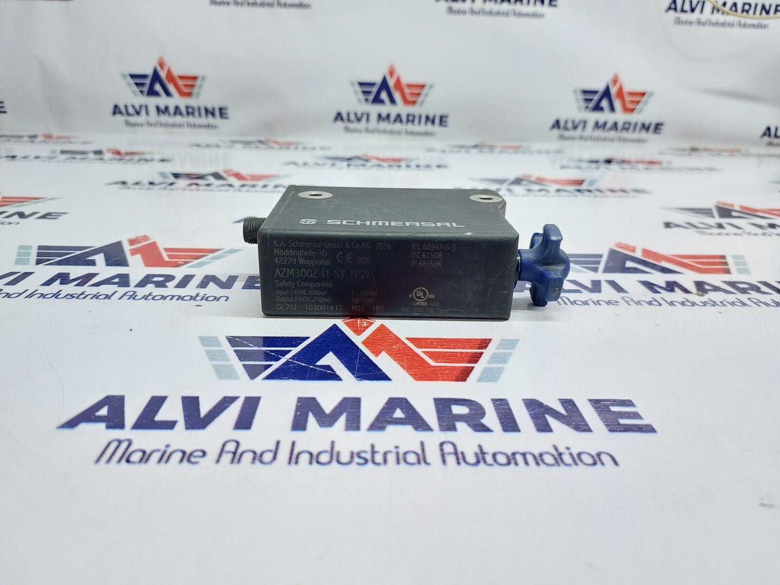 SCHMERSAL AZM300Z-I1-ST-1P2P SOLENOID INTERLOCK SWITCH