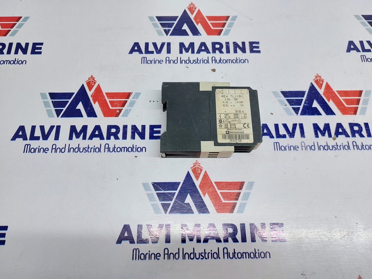TELEMECANIQUE RE4 TL11BU TIME DELAY RELAY (3)