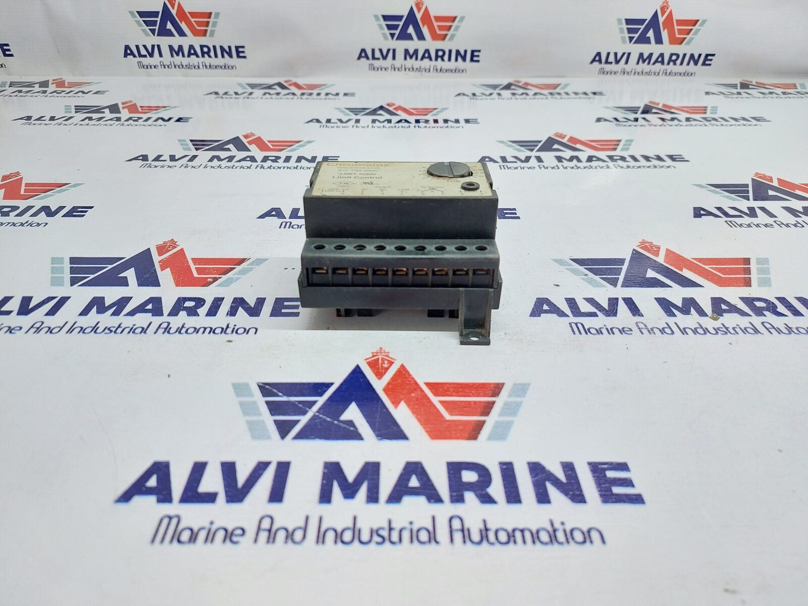 CHROMALOX LIMIT 10200 TEMPERATURE LIMIT CONTROL (3)