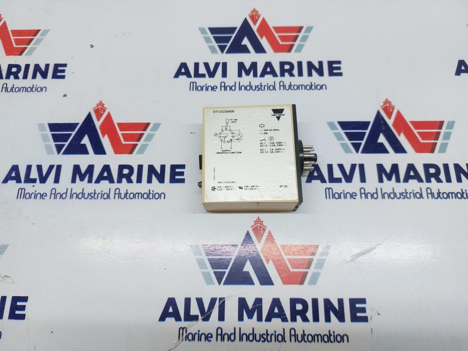 CARLO GAVAZZI PT 100 CONTROLLER ST 125 230 WITH BASE (3)