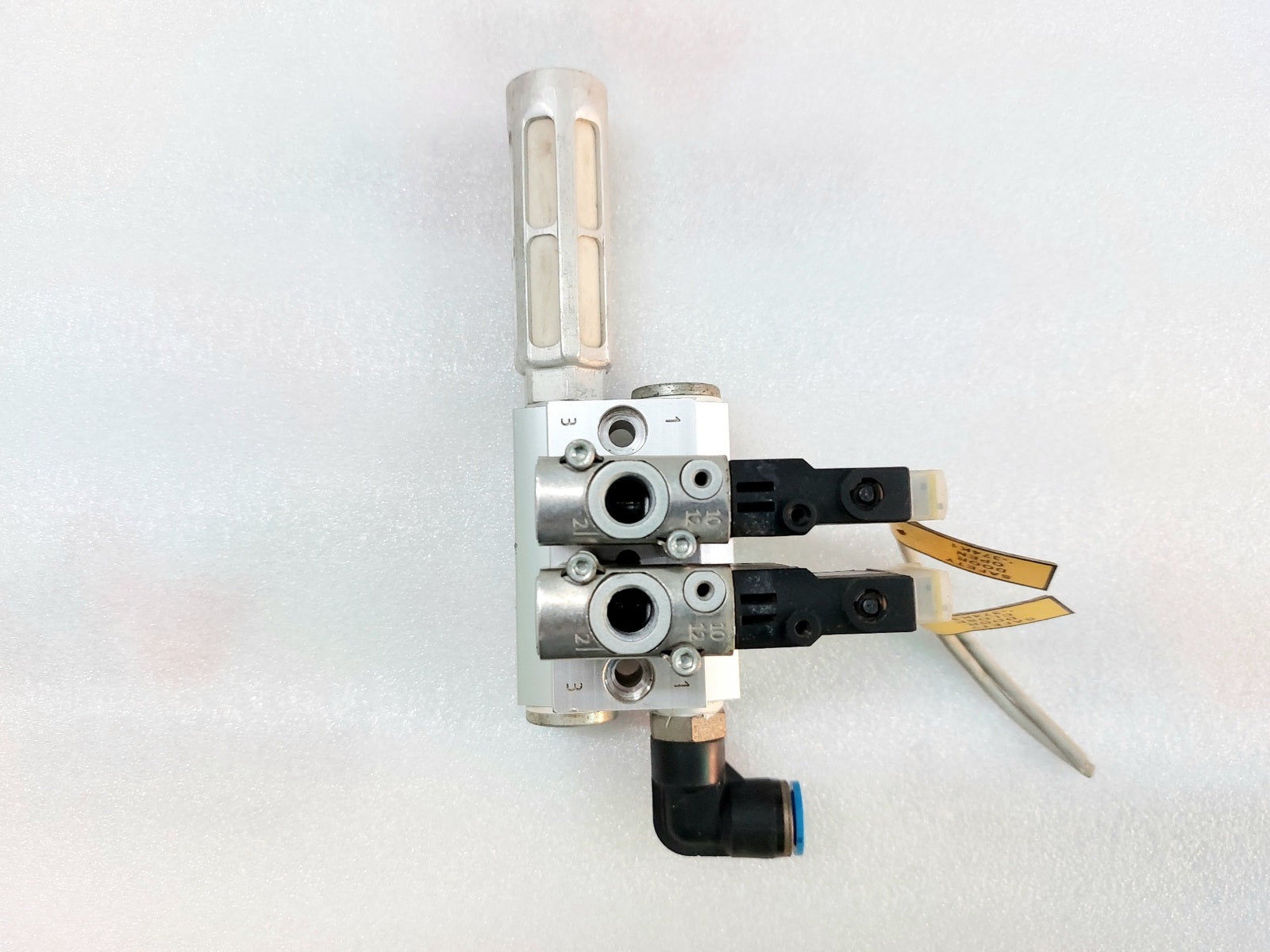 FESTO CPE14-32-PRS-38-2 CPE14-M1BH-3GL-18 SOLENOID VALVE MSZE-3-24 DC (2)