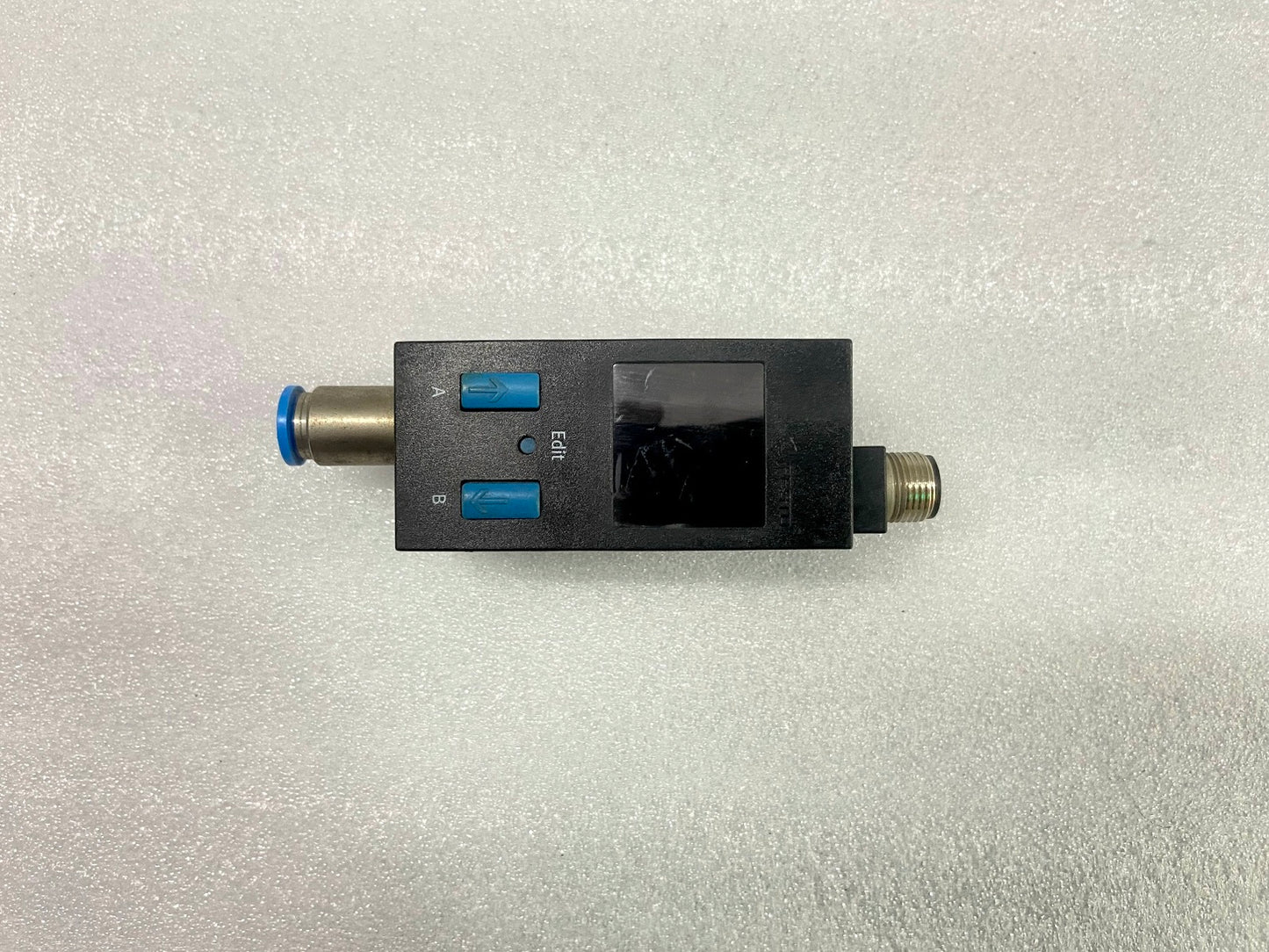 FESTO SDE1-D10-G2-W18-L-P2-M12 PRESSURE SWITCH 0...10BAR