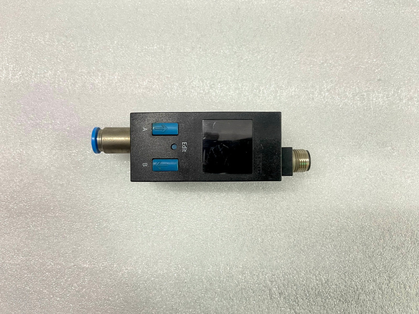 FESTO SDE1-D10-G2-W18-L-P2-M12 PRESSURE SWITCH 0...10BAR