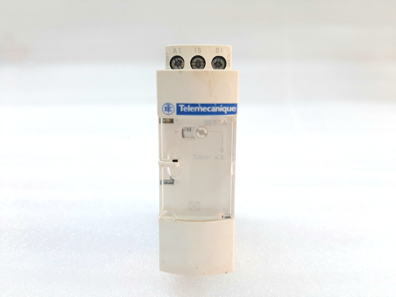 TELEMECANIQUE RE8TA TIME RELAY RE8TA41BU 20S-30MIN (2)