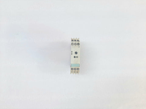 SIEMENS SIMIREL 3RP1525-1BP30 TIME RELAY