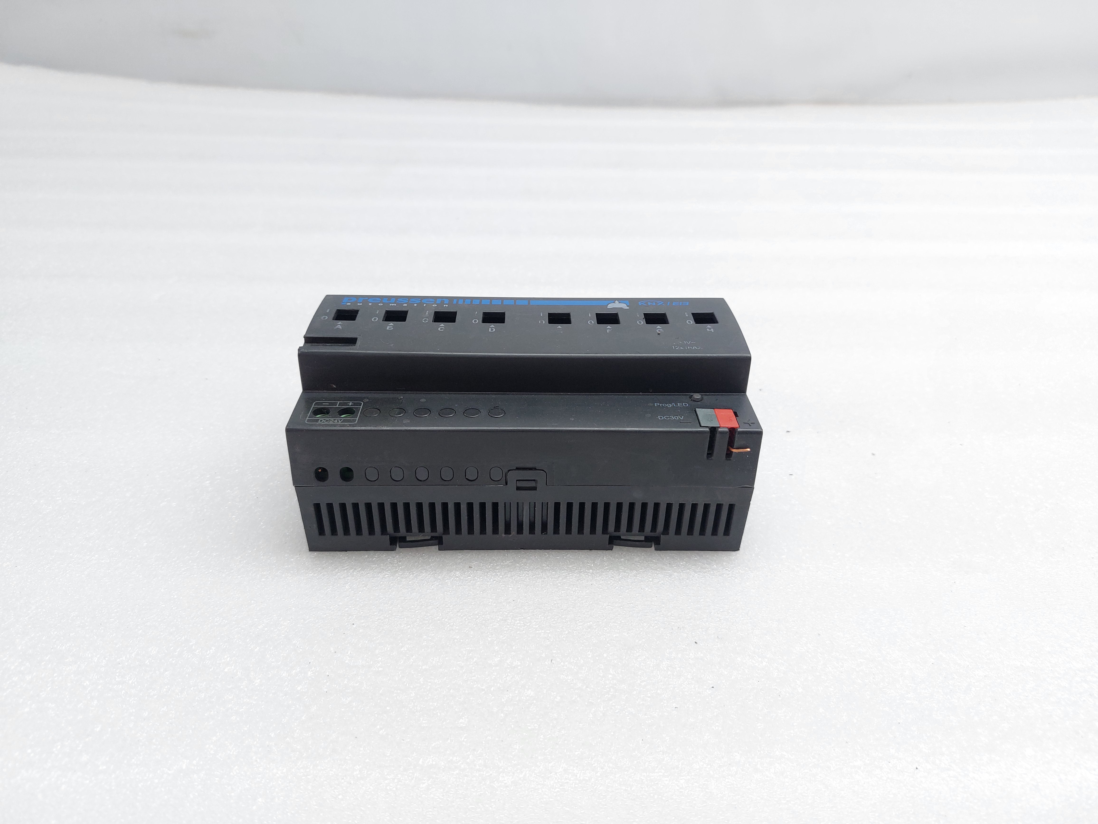 PREUSSEN AUTOMATION SWITCHME8 KNX RELAY SWITCH ME8 KNX