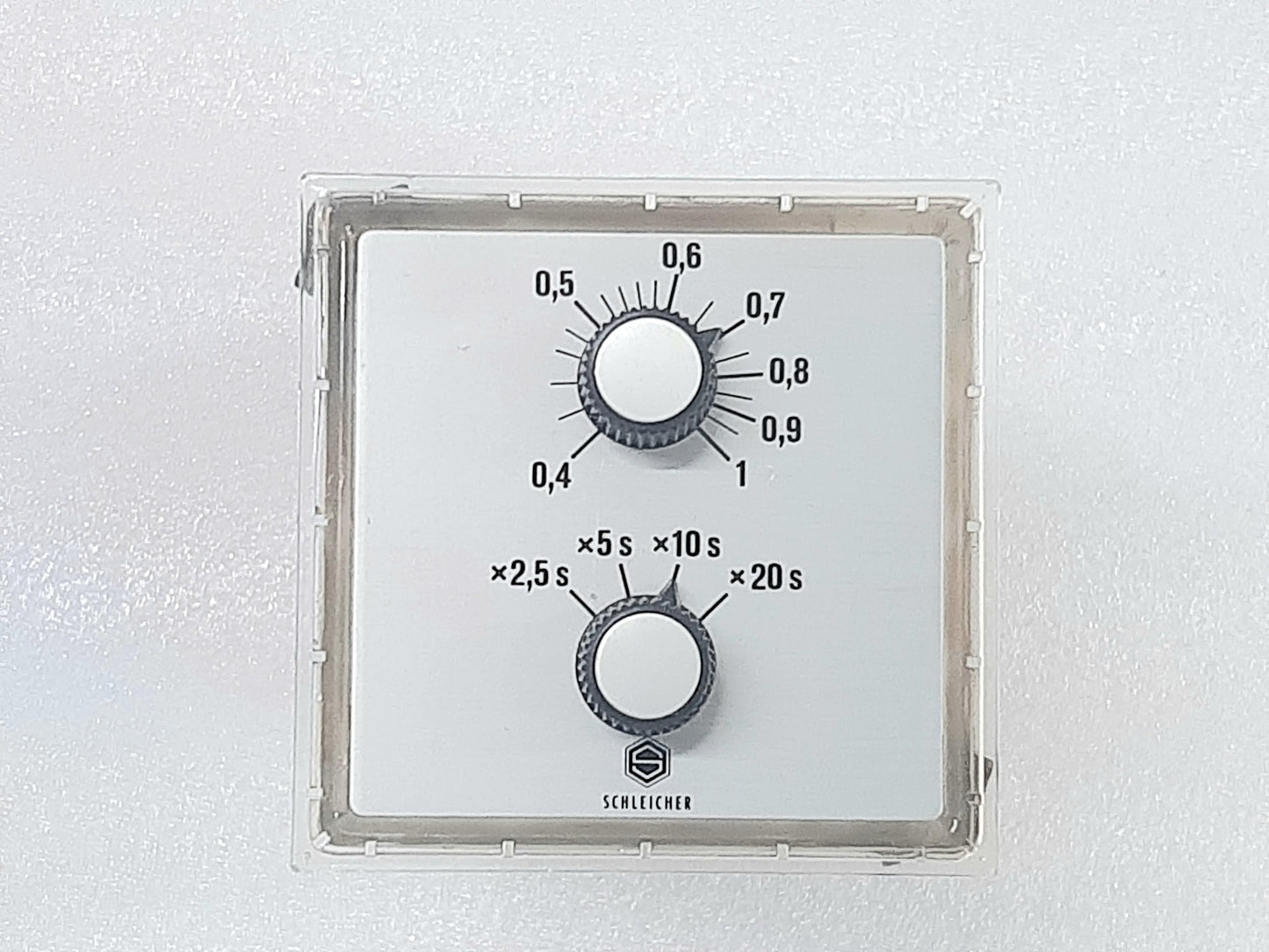 SCHLEICHER DSYR32L (A) TIMER RELAY 230V~50-60Z