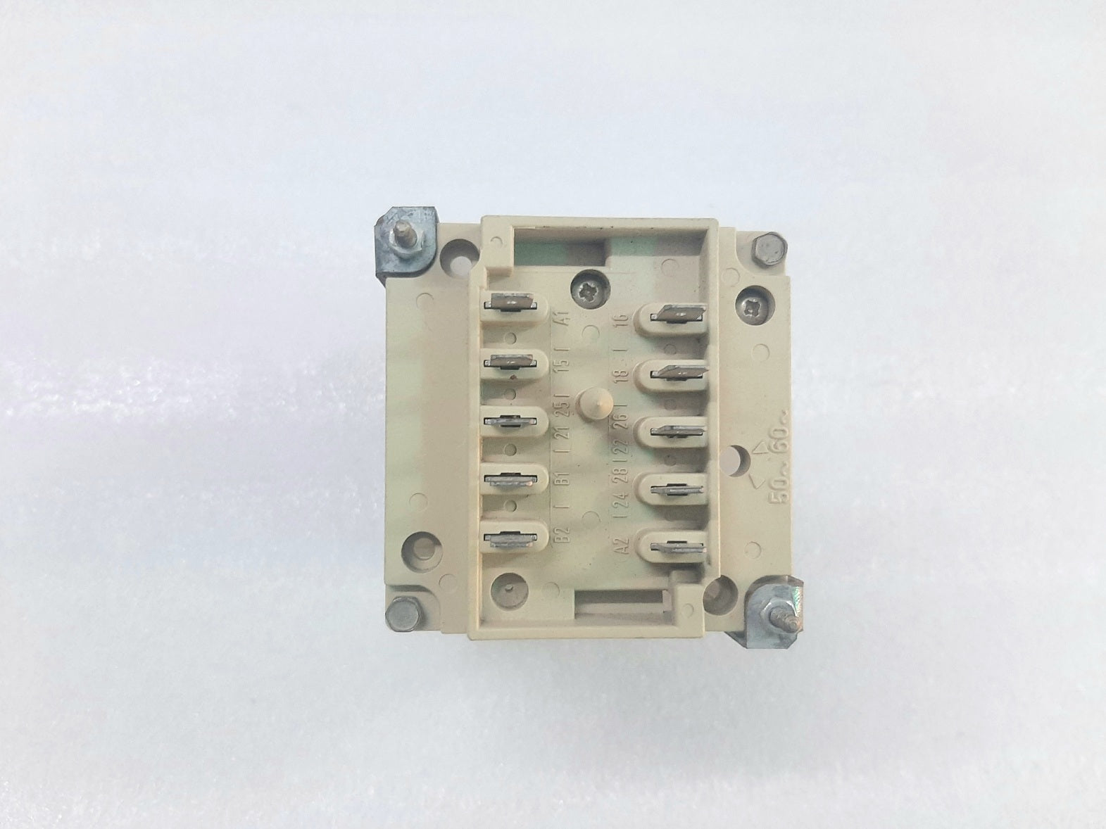 SCHLEICHER DSYR32L (A) TIMER RELAY 230V~50-60Z (4)