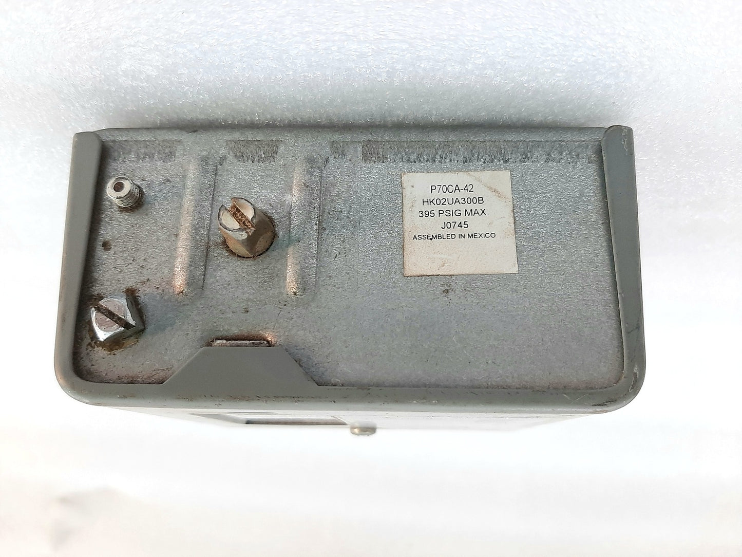 JOHNSON CONTROLS P70CA-42 TRANSMITTER (3)