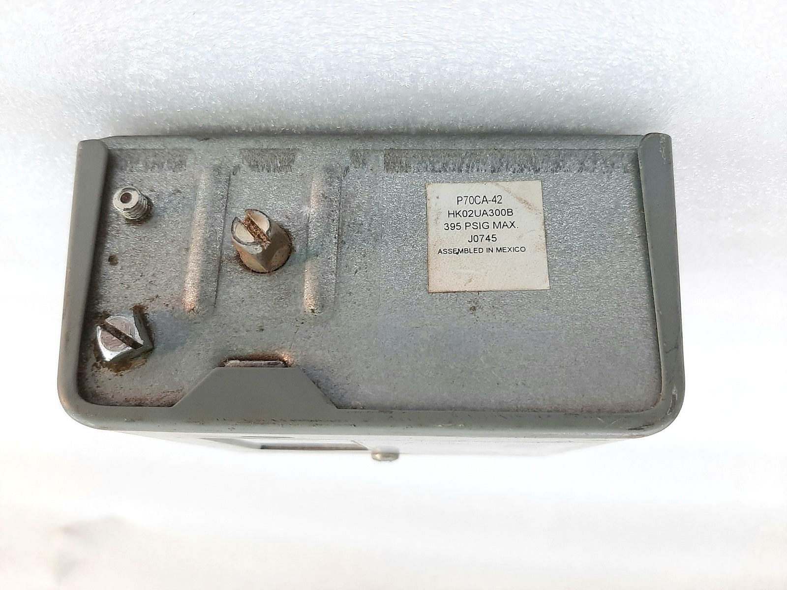 JOHNSON CONTROLS P70CA-42 TRANSMITTER (3)