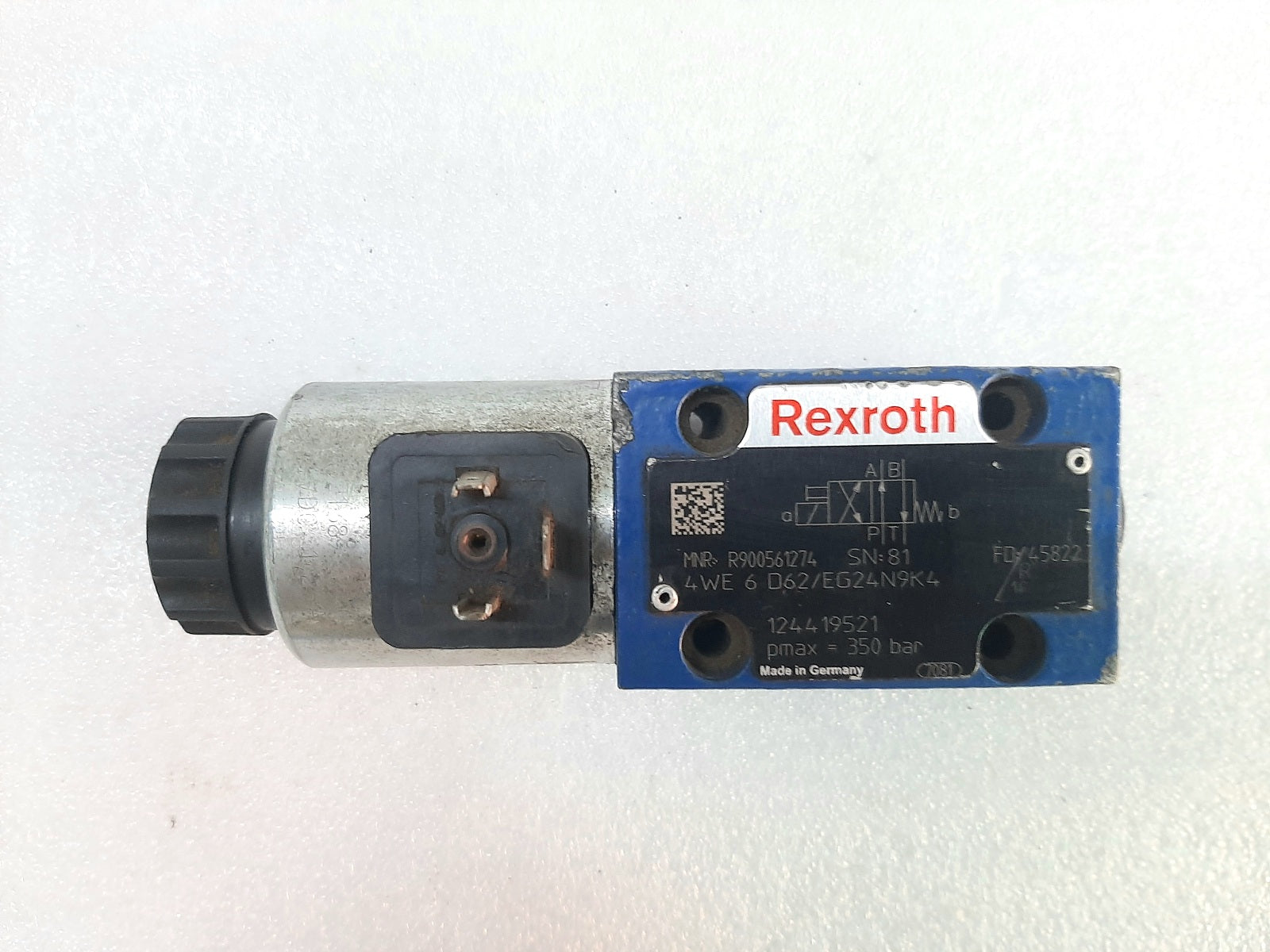 REXROTH R900561274 SOLENOID VALVE 4WE 6 D62EG24N9K4 (2)