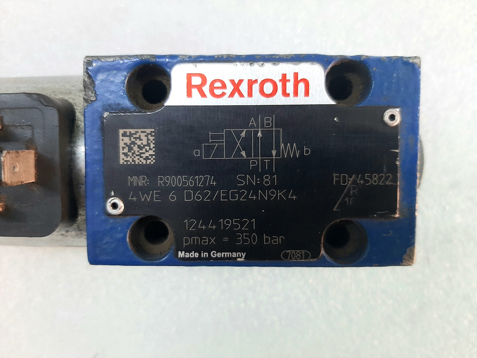REXROTH R900561274 SOLENOID VALVE 4WE 6 D62EG24N9K4 (3)
