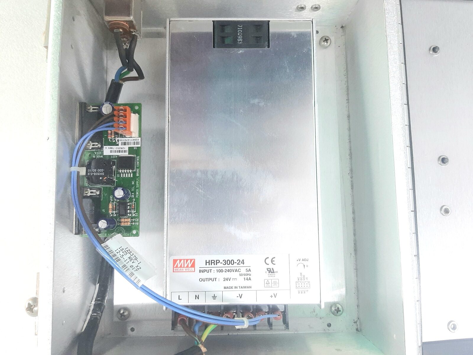 SEATEL 128282-1 POWER SUPPLY HRP-300-24 (4)