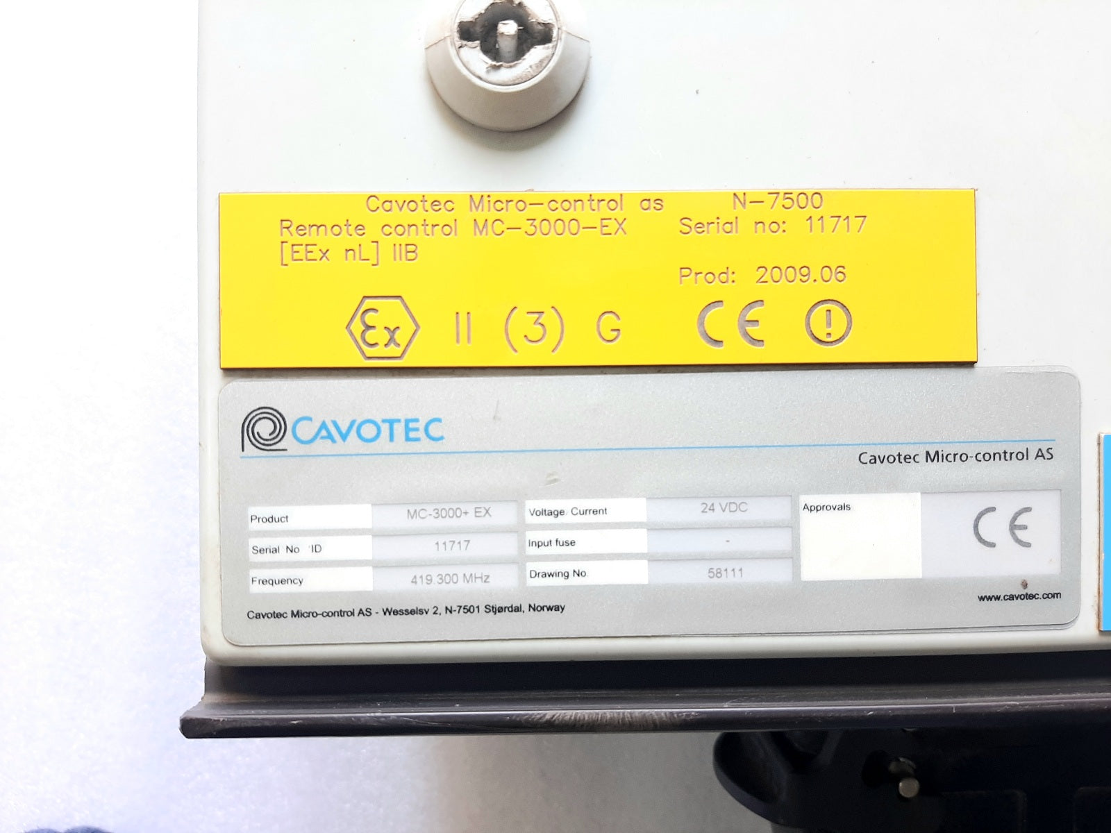 CAVOTEC MICRO-CONTROL MC-IRX2 REMOTE CONTROL MC-IRX2 REV. 3 (3)