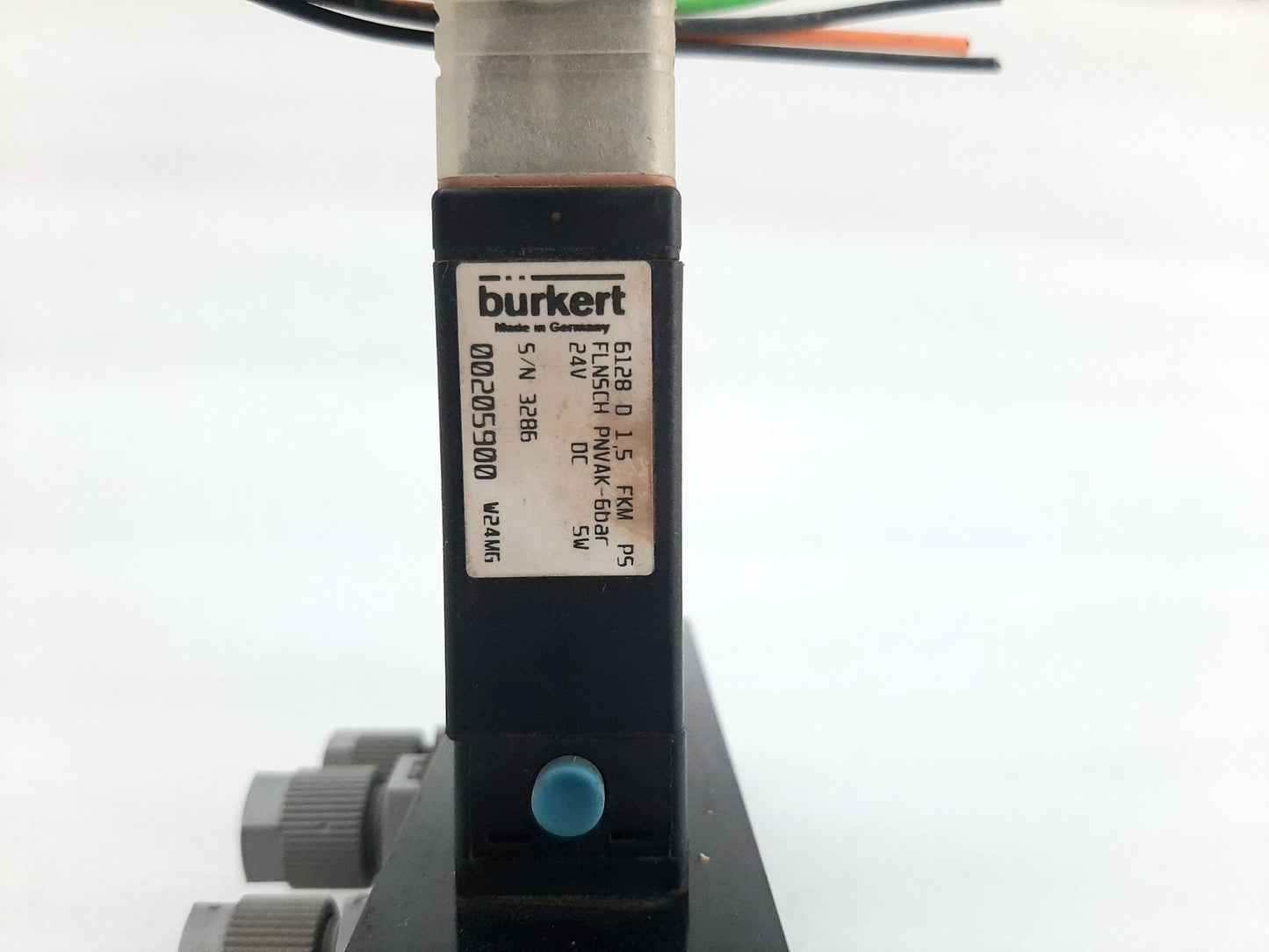 BURKERT 6128 D 1.5 FKM P5 SOLENOID VALVE 00206029