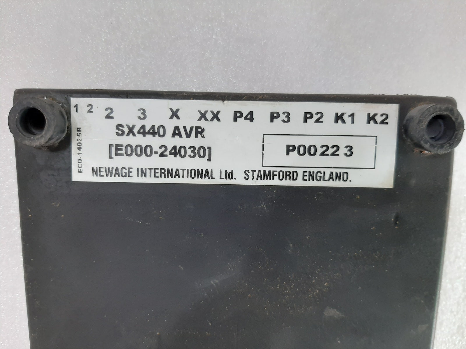 NEWAGE SX440 AVR E000-24030 (4)