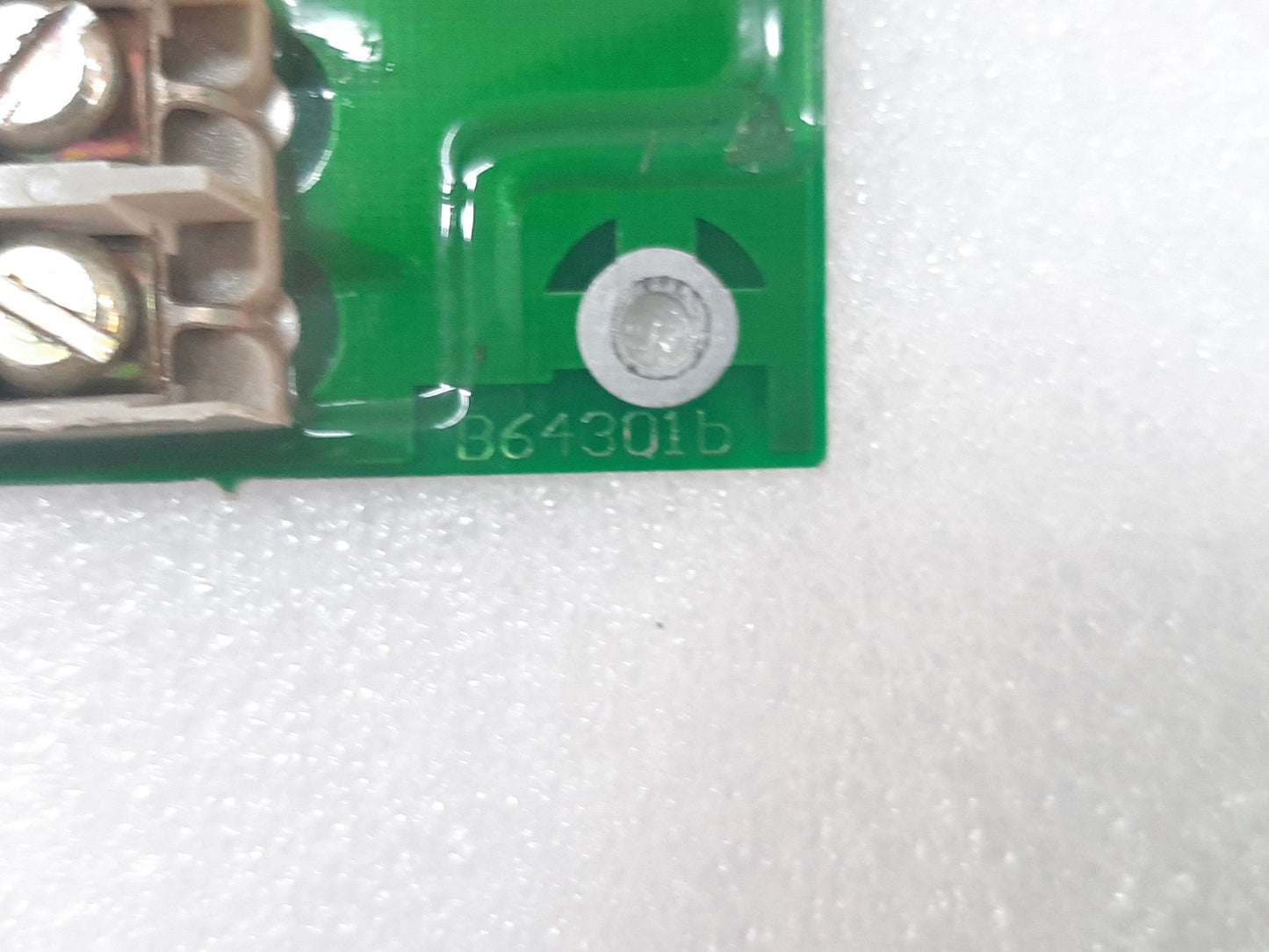B64301B 35 MWZ PCB CARD (3)