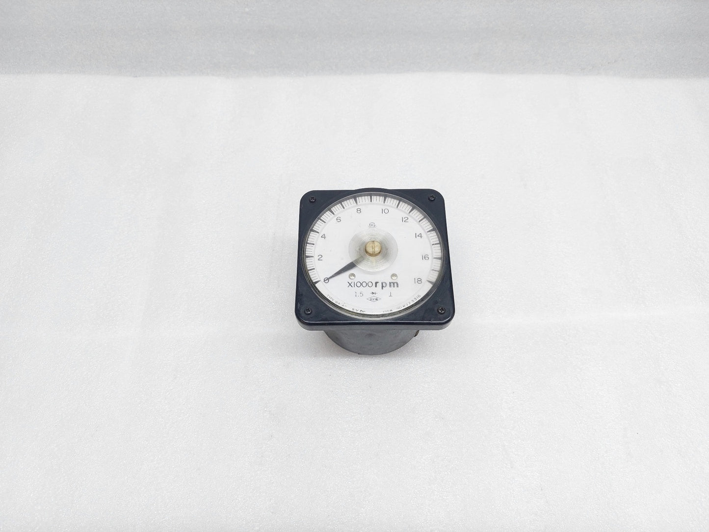 KYONGBO ELECTRIC WA-A2 RPM METER 0-18 (2)
