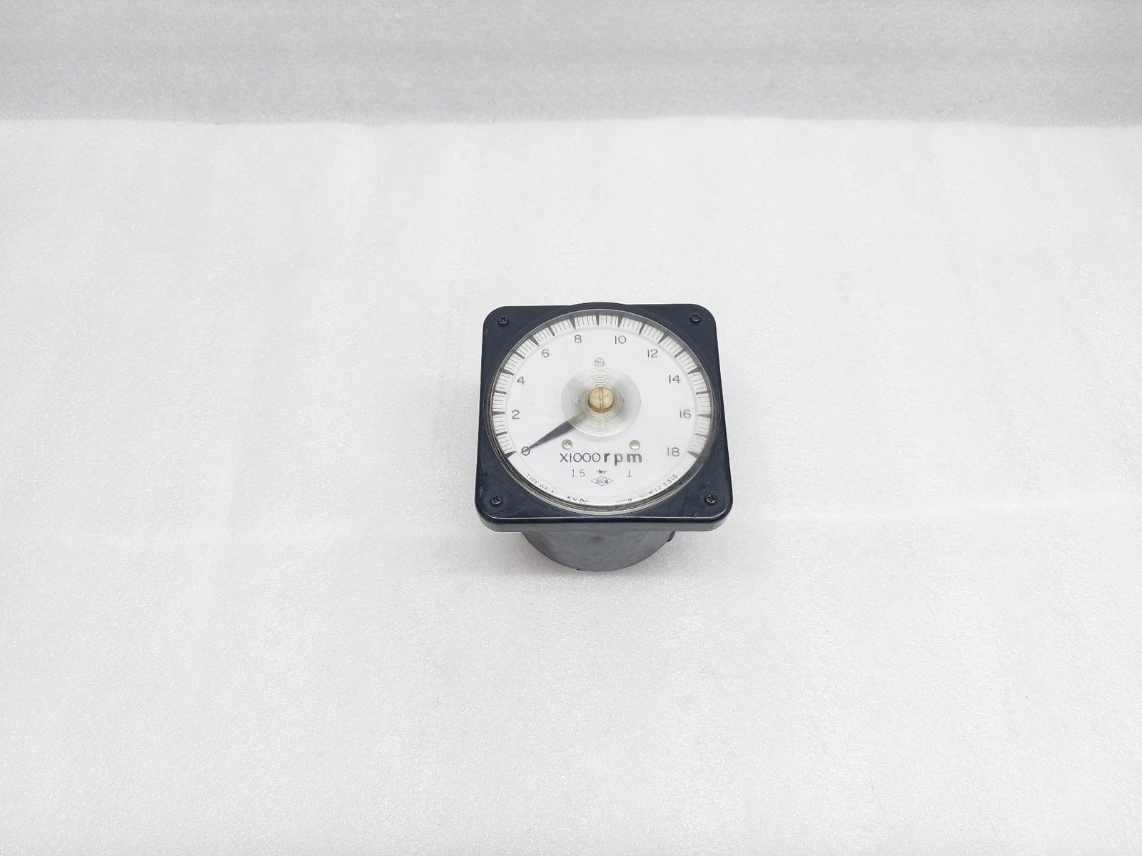 KYONGBO ELECTRIC WA-A2 RPM METER 0-18 (2)