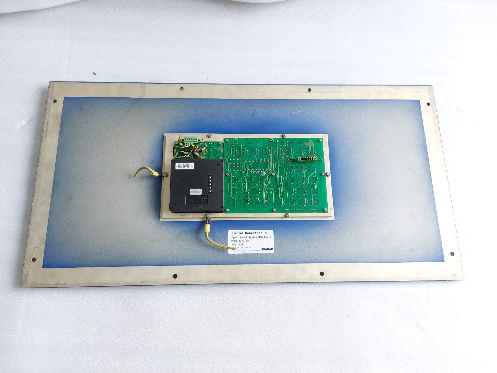 SIMRAD PANEL SYSTEM HPR BASIC 37797545 5V12V DC (4)