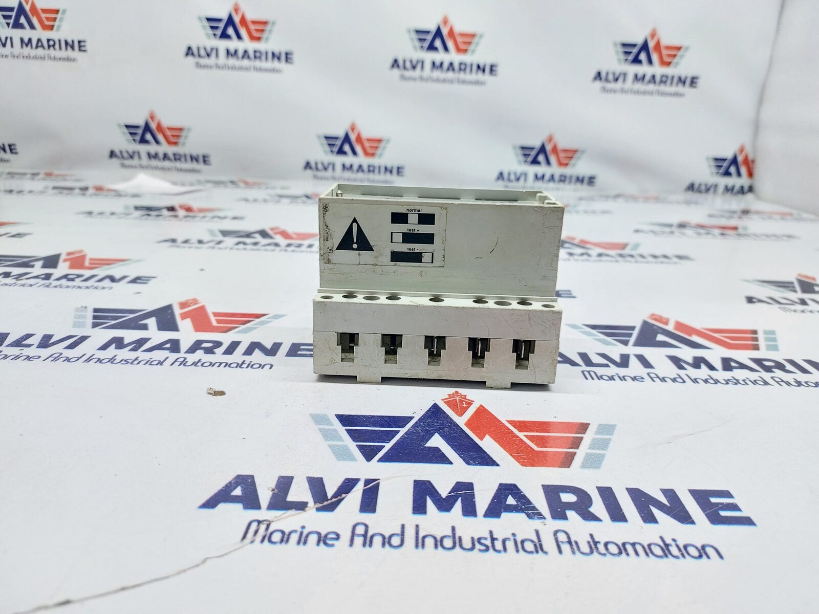 MERLIN GERIN VIGILOHM TR5A INSULATION MONITOR RELAY (5)