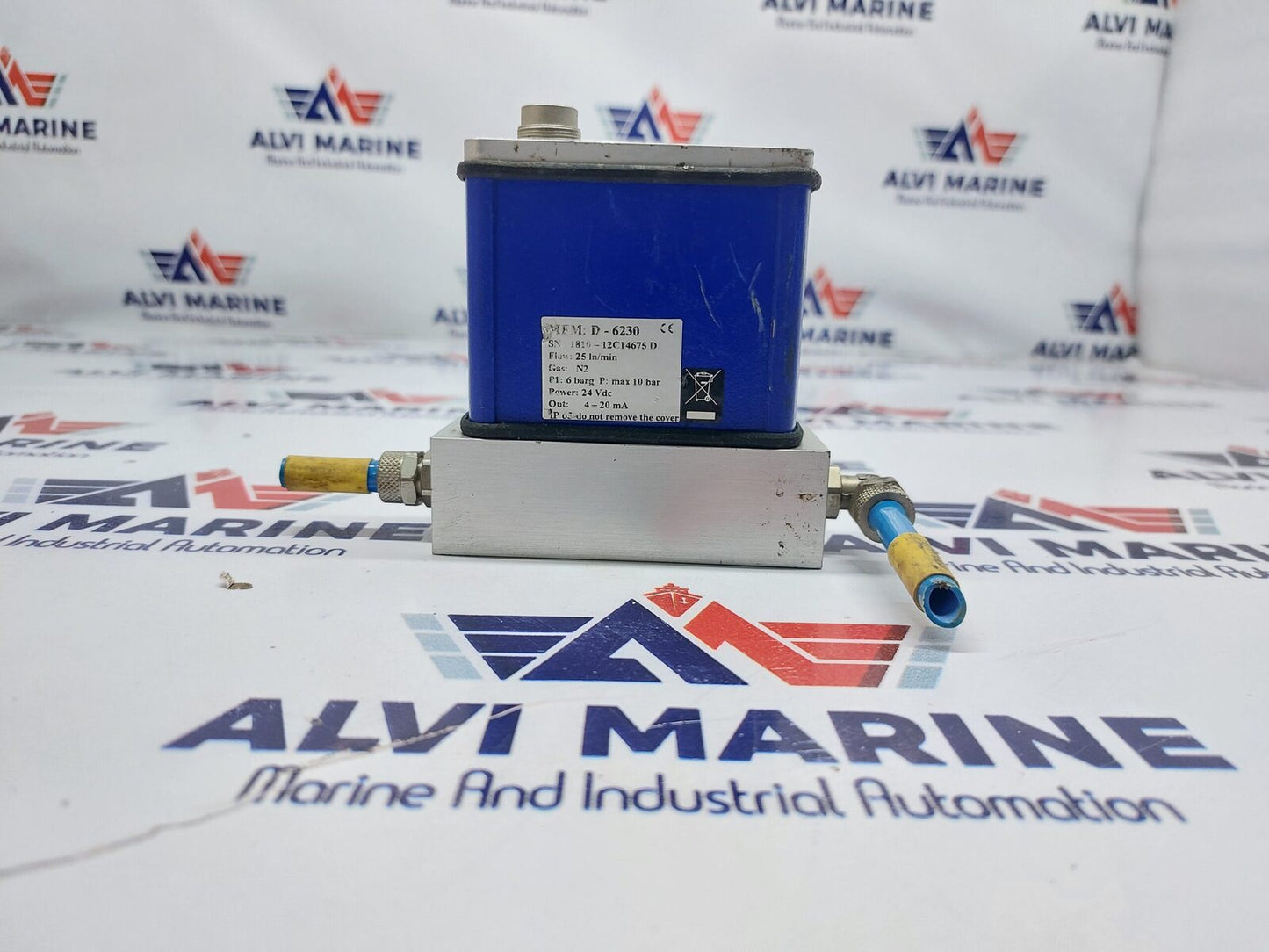 M+W INSTRUMENTS D-6230 MASS-STREAM FLOW CONTROLLER (3)